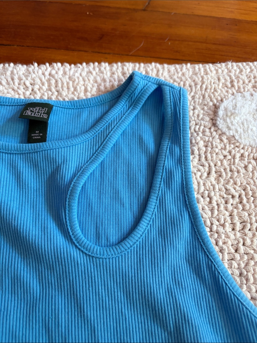 Target Cutout Tank - Picture 3 of 4